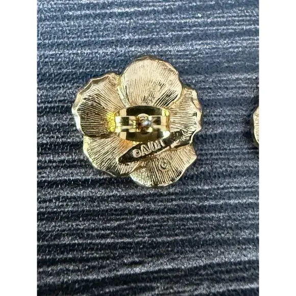 Vintage Avon Green Enamel Pansy Flower Stud Earrings - Picture 3 of 4